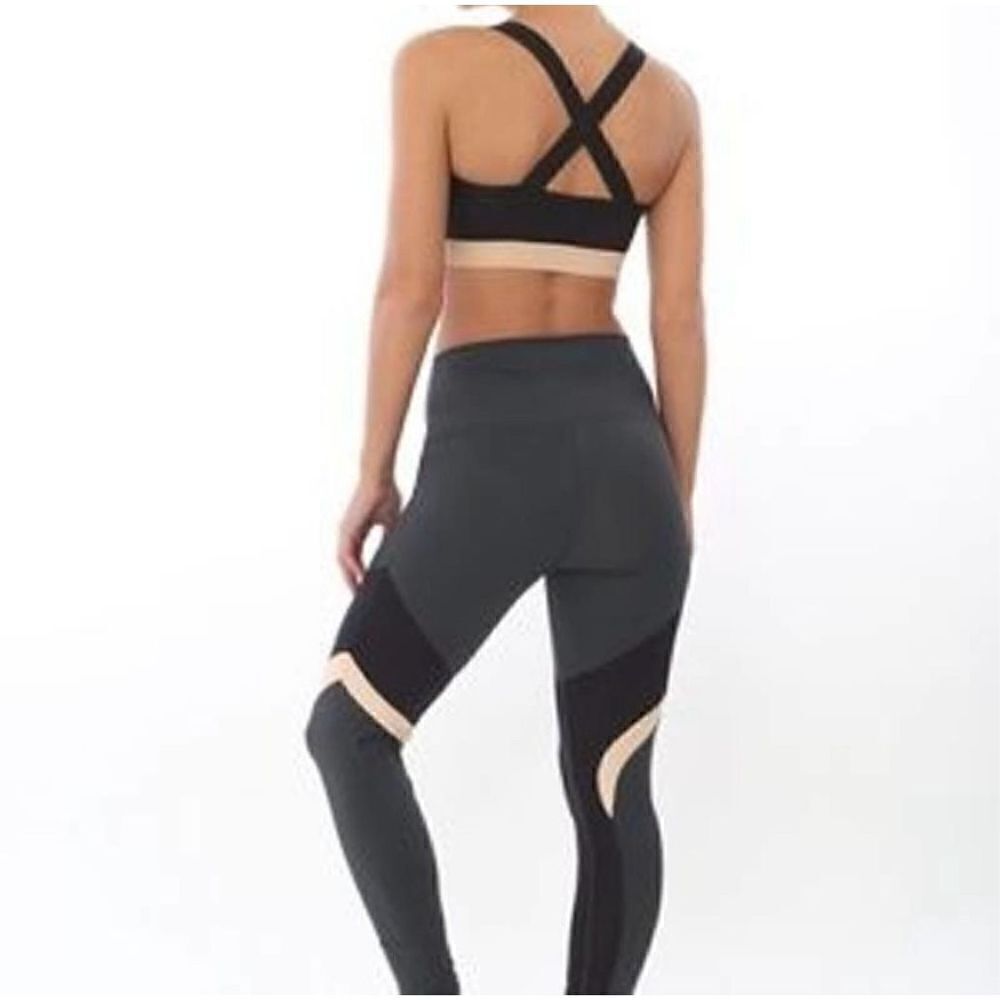 REN Lexi Leggings High Waisted Legging XS & Bra Skye Set S Charcoal Black & Nude - Picture 3 of 9